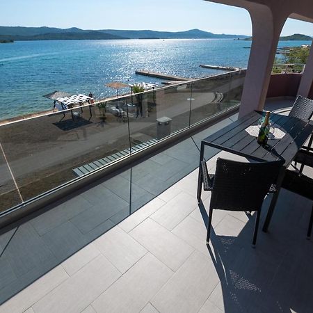 Euroholiday Apartments Турань Екстер'єр фото