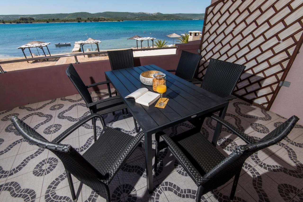 Euroholiday Apartments Турань Екстер'єр фото