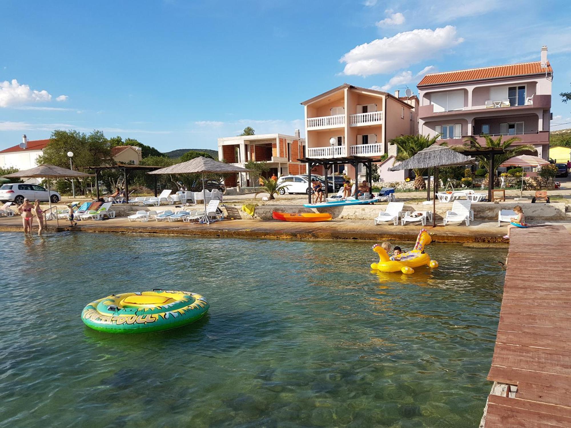 Euroholiday Apartments Турань Екстер'єр фото