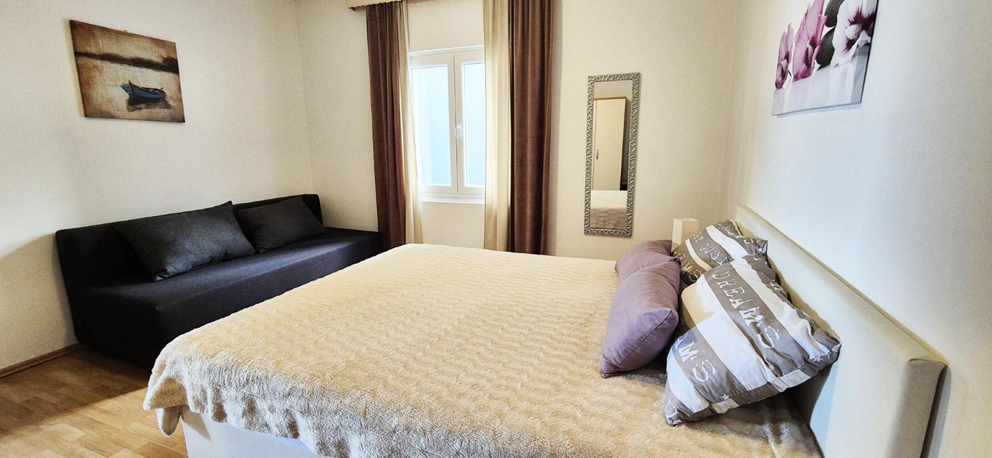 Euroholiday Apartments Турань Екстер'єр фото